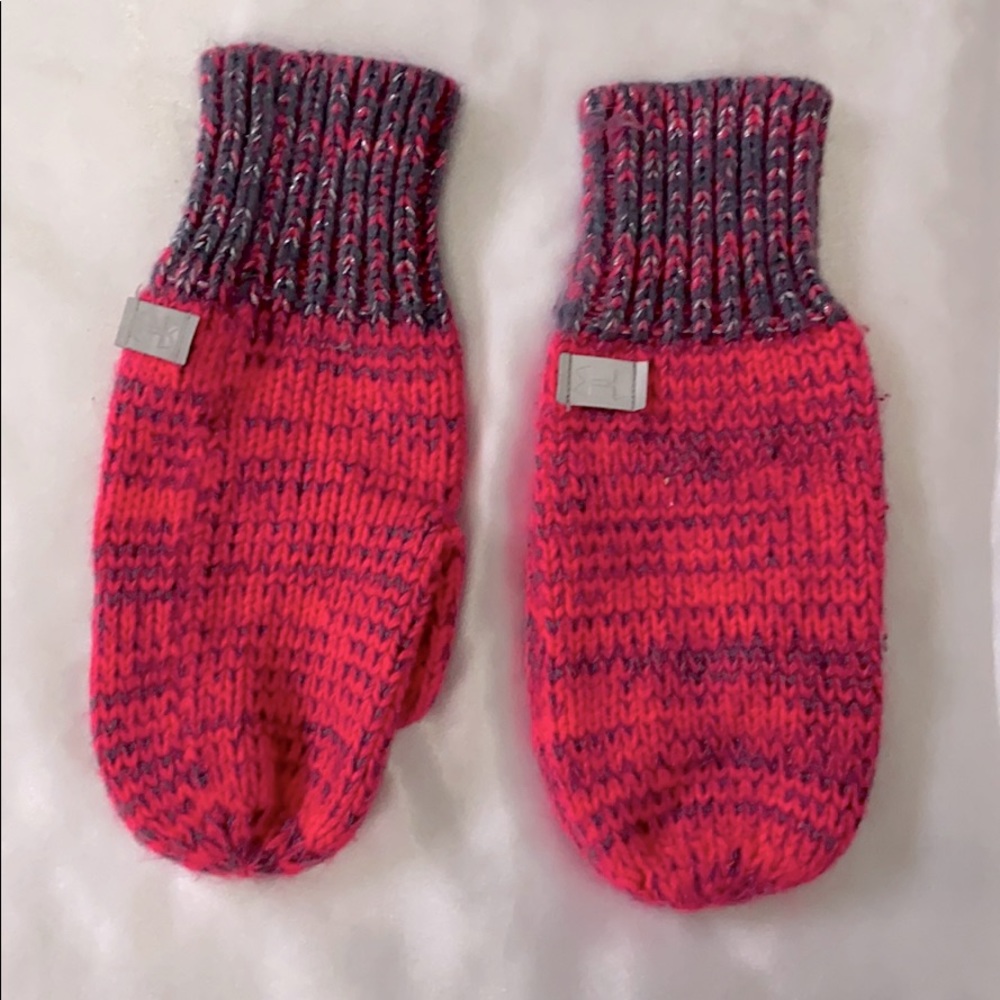 Under armour mitts